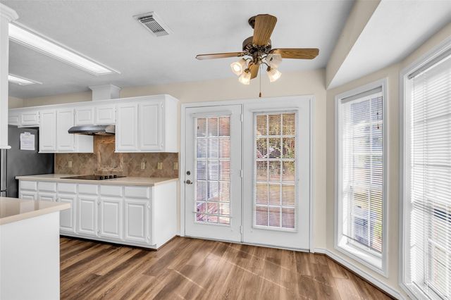 7 Lazy Springs, Trinity, TX 75862