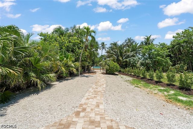 16785 Captiva DR, Captiva, FL 33924