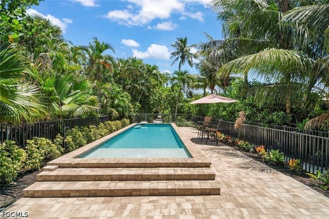 16785 Captiva DR, Captiva, FL 33924