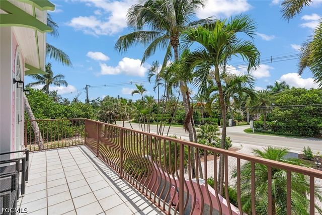 16785 Captiva DR, Captiva, FL 33924