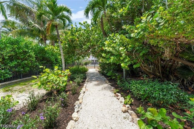 16785 Captiva DR, Captiva, FL 33924