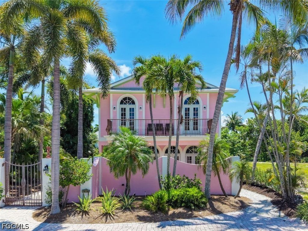 16785 Captiva DR, Captiva, FL 33924