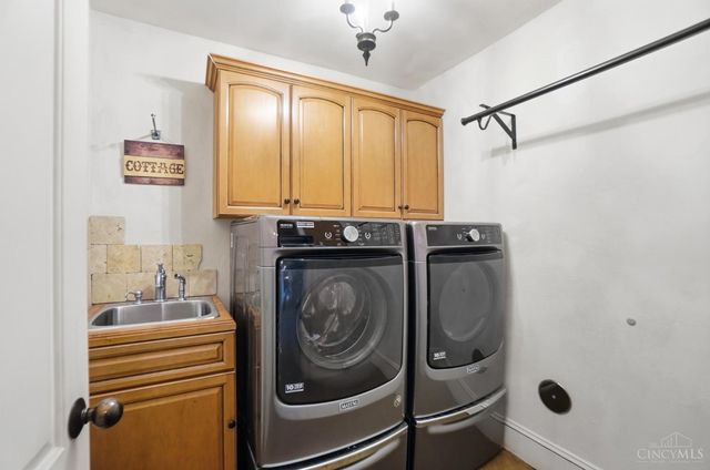 1574 Vicki Lane, Clearcreek Twp., OH 45036