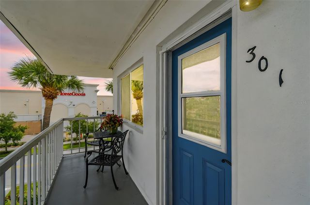 8080 112TH STREET 301, Seminole, FL 33772