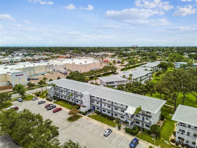 8080 112TH STREET 301, Seminole, FL 33772