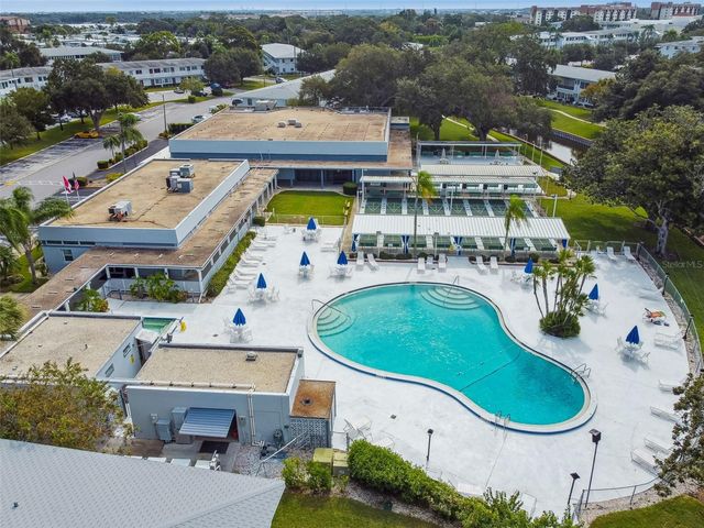 8080 112TH STREET 301, Seminole, FL 33772