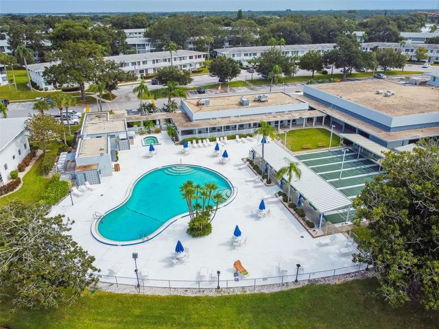 8080 112TH STREET 301, Seminole, FL 33772