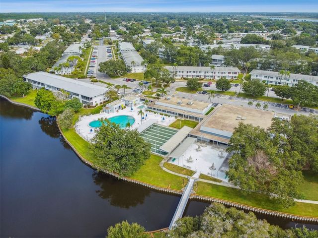 8080 112TH STREET 301, Seminole, FL 33772