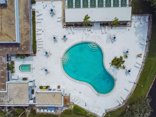 8080 112TH STREET 301, Seminole, FL 33772