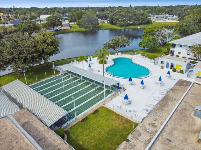 8080 112TH STREET 301, Seminole, FL 33772