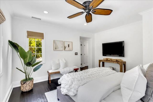 130 White Flower, Irvine, CA 92603