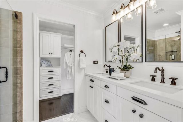 130 White Flower, Irvine, CA 92603