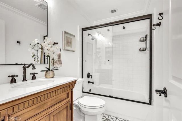 130 White Flower, Irvine, CA 92603