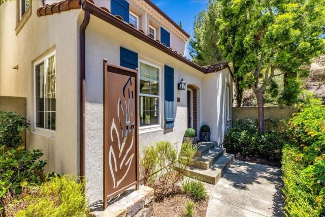 130 White Flower, Irvine, CA 92603