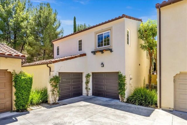 130 White Flower, Irvine, CA 92603