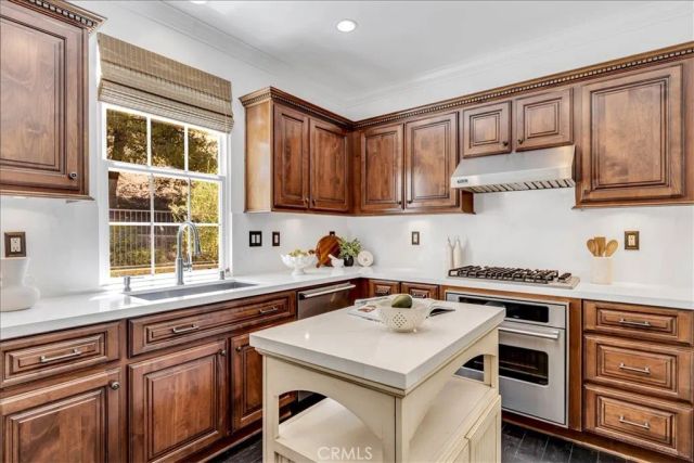 130 White Flower, Irvine, CA 92603