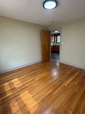 12 Curtis St 1, Methuen, MA 01844