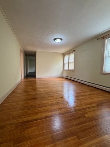 12 Curtis St 1, Methuen, MA 01844