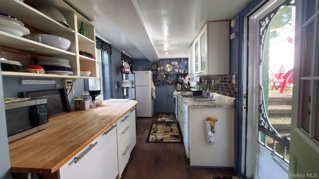 3430 34th Street, Astoria, NY 11106
