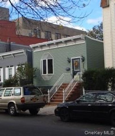 3430 34th Street, Astoria, NY 11106