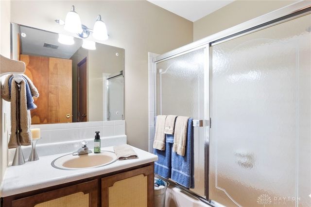 5248 Heckathorn Road, Brookville, OH 45309