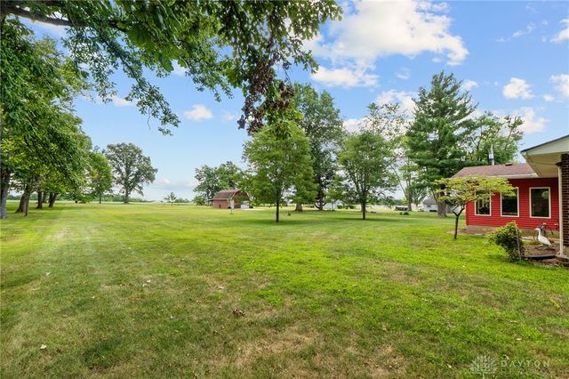 5248 Heckathorn Road, Brookville, OH 45309
