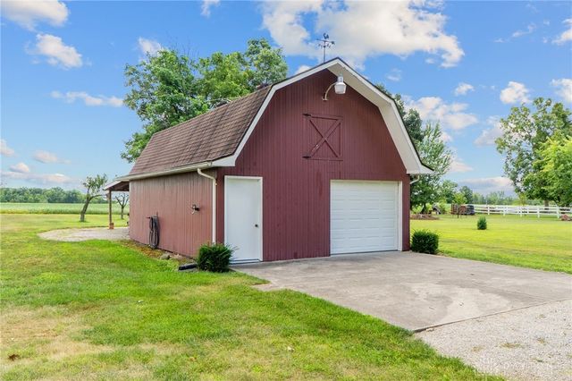 5248 Heckathorn Road, Brookville, OH 45309