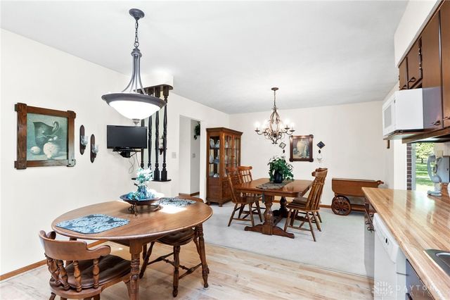 5248 Heckathorn Road, Brookville, OH 45309