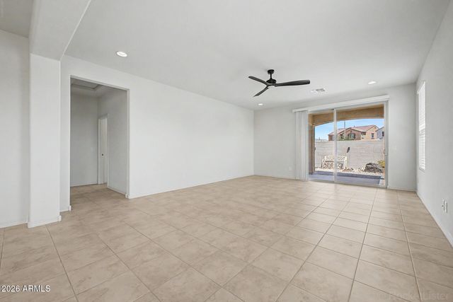 8954 W SAN JUAN Avenue, Glendale, AZ 85305