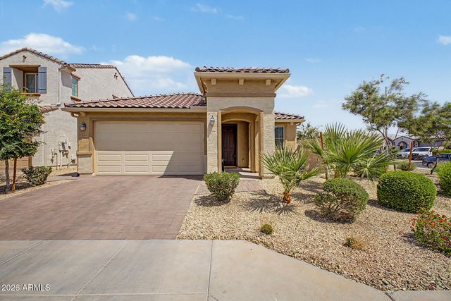 8954 W SAN JUAN Avenue, Glendale, AZ 85305