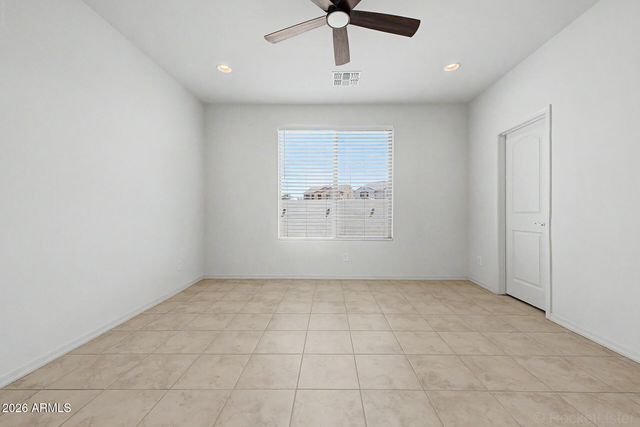 8954 W SAN JUAN Avenue, Glendale, AZ 85305