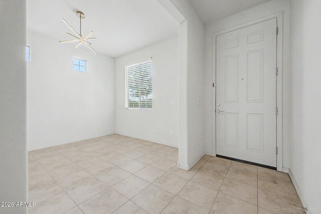 8954 W SAN JUAN Avenue, Glendale, AZ 85305