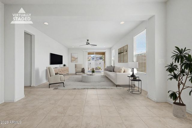 8954 W SAN JUAN Avenue, Glendale, AZ 85305