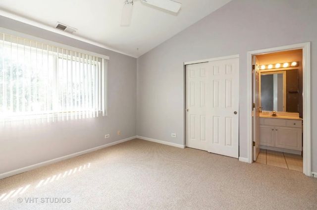 1069 Ripple Ridge Drive, Darien, IL 60561