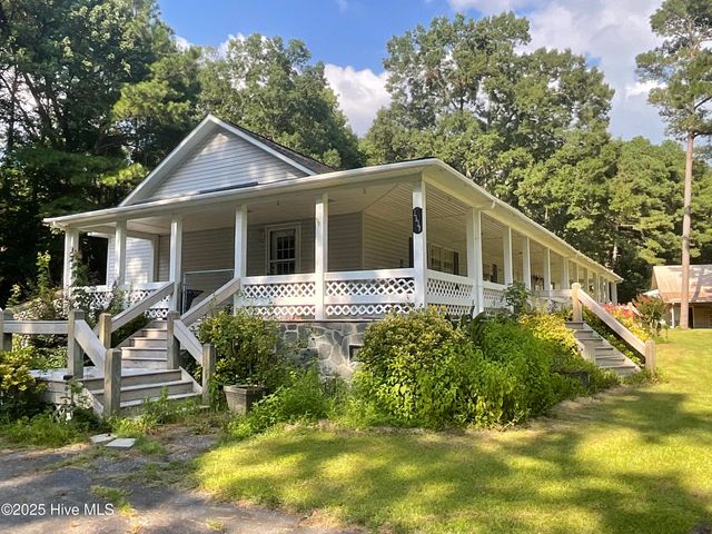 2639 Nc Highway 211 Road E, Clarkton, NC 28433