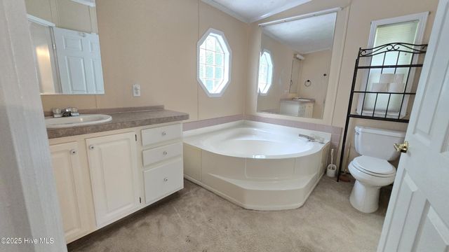 2639 Nc Highway 211 Road E, Clarkton, NC 28433