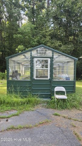 2639 Nc Highway 211 Road E, Clarkton, NC 28433