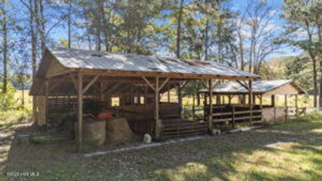 2639 Nc Highway 211 Road E, Clarkton, NC 28433
