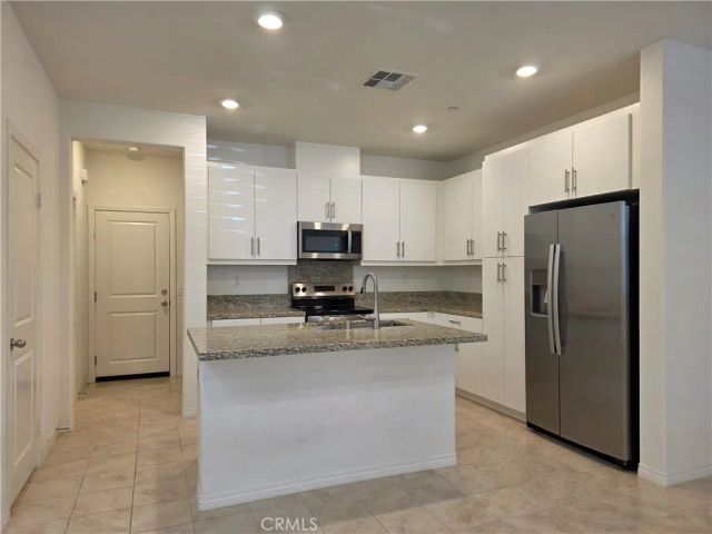 36351 Elizabeth 14101, Wildomar, CA 92595