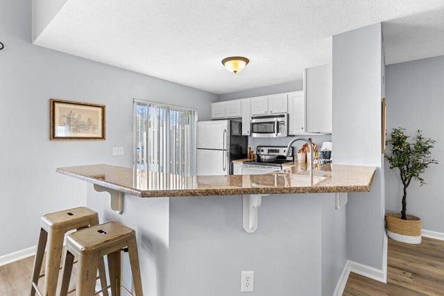 7415 Cayman Lane, Worthington, OH 43085