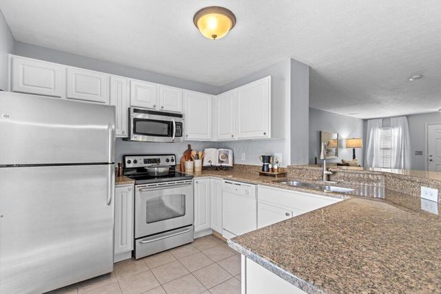 7415 Cayman Lane, Worthington, OH 43085