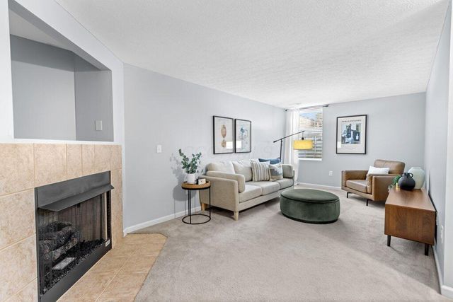 7415 Cayman Lane, Worthington, OH 43085