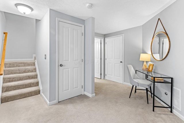 7415 Cayman Lane, Worthington, OH 43085