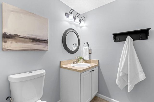 7415 Cayman Lane, Worthington, OH 43085