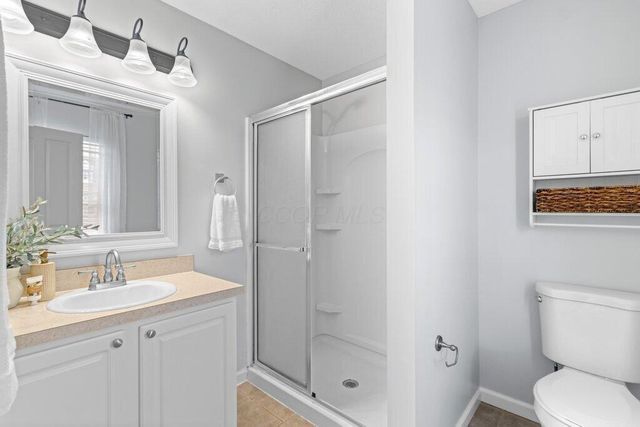 7415 Cayman Lane, Worthington, OH 43085