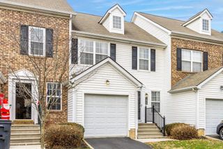 7415 Cayman Lane, Worthington, OH 43085