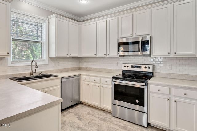 545 Hadlow Street, Fuquay Varina, NC 27526