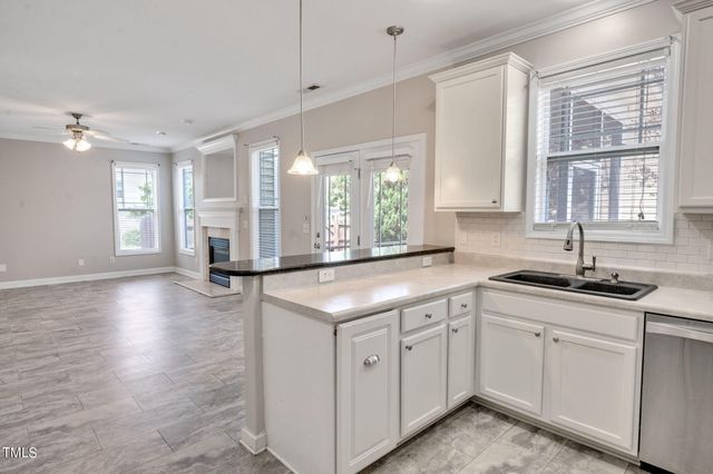 545 Hadlow Street, Fuquay Varina, NC 27526