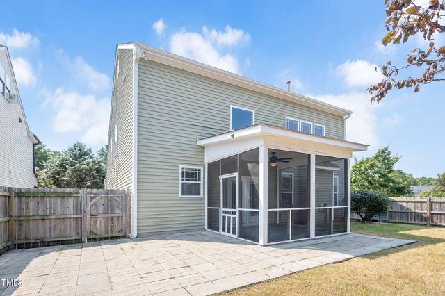 545 Hadlow Street, Fuquay Varina, NC 27526