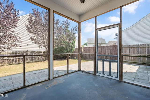 545 Hadlow Street, Fuquay Varina, NC 27526